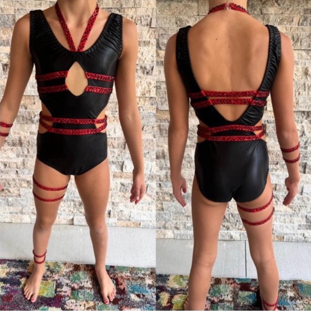 Acro Dance Costume Black and Red Child size M/L